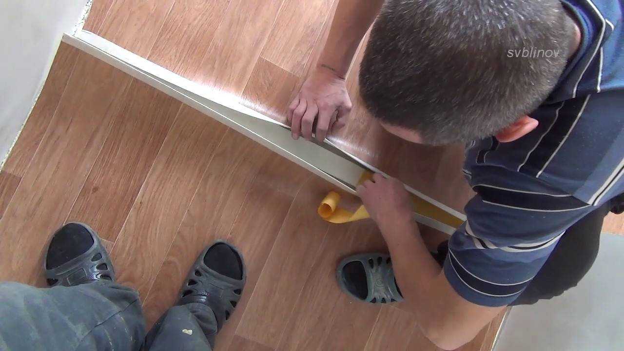 Как заклеить порванный линолеум своими руками