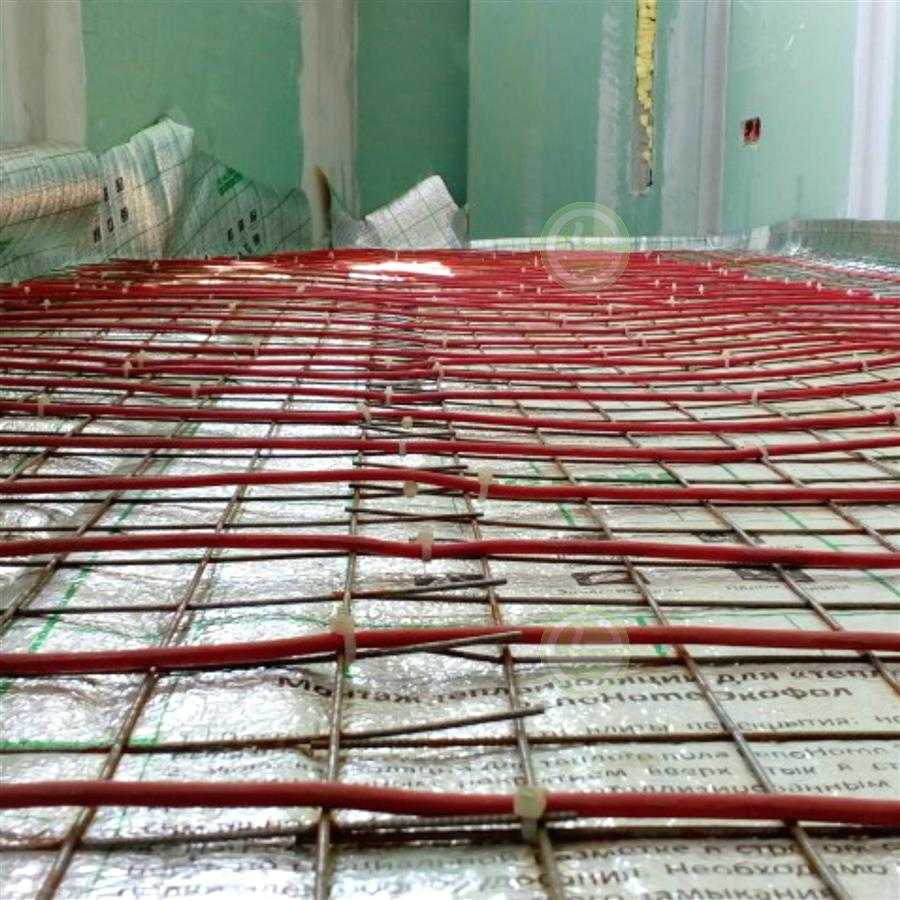 Технология монтажа тёплого водяного пола с бетонной стяжкой пошагово