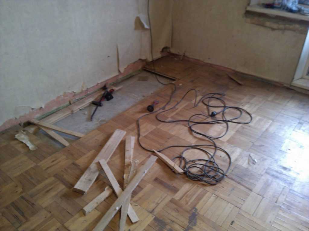 Демонтаж старого деревянного пола своими руками