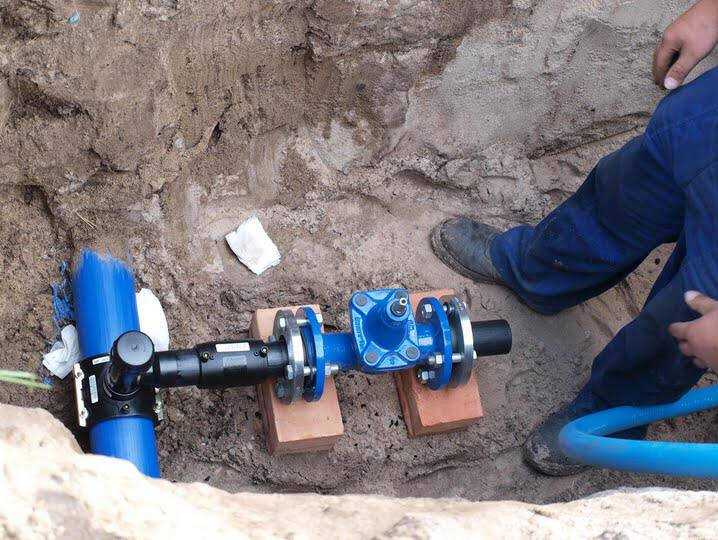 Врезка в трубу водопровода: способы врезки, порядок осуществления